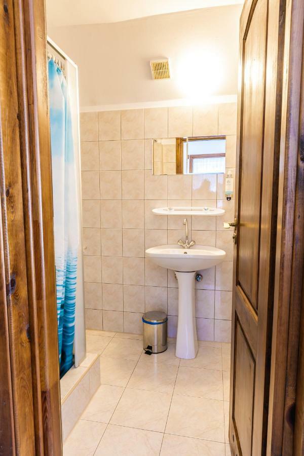 Osrodek Wypoczynkowy Tarnica Bed & Breakfast โซลินา ภายนอก รูปภาพ